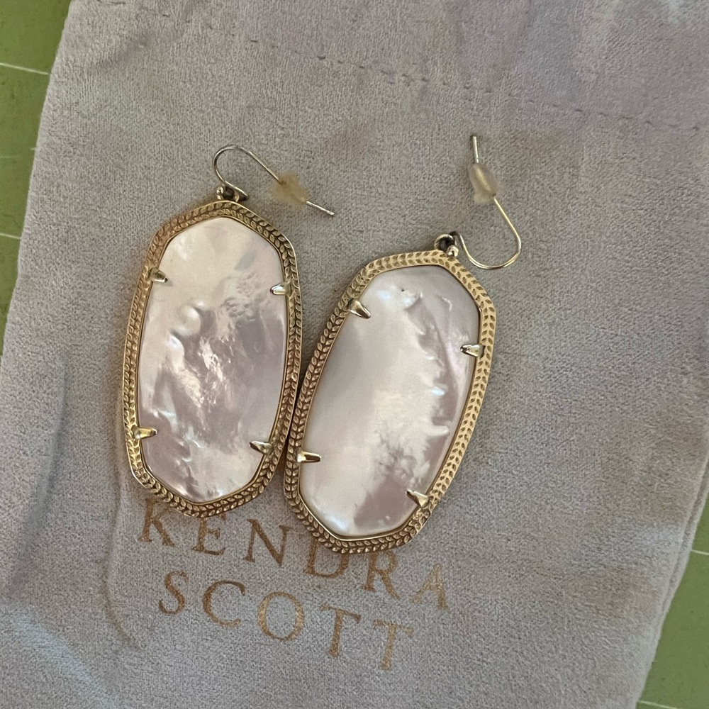 Kendra Scott Danielle Earrings